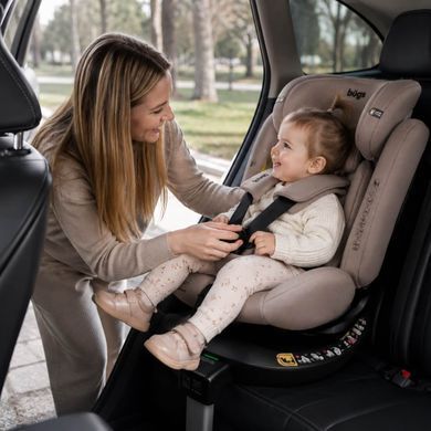 Bugs Axis 360&deg; Stone Brown &ndash; i-Size, ISOFIX, 0&ndash;36 кг, поворот 360&deg;